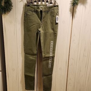 Old Navy Women's Skinny Jeans in Olive